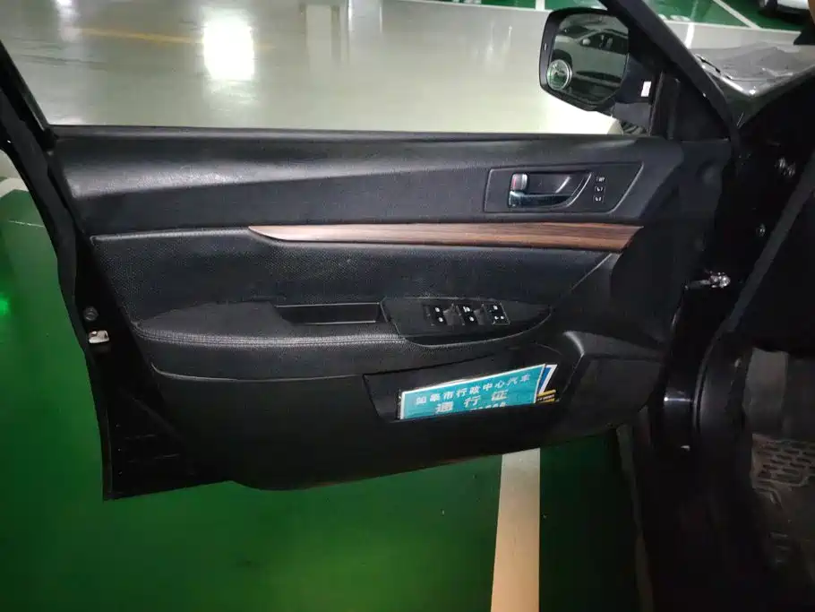 Subaru Outback — миниатюра 7
