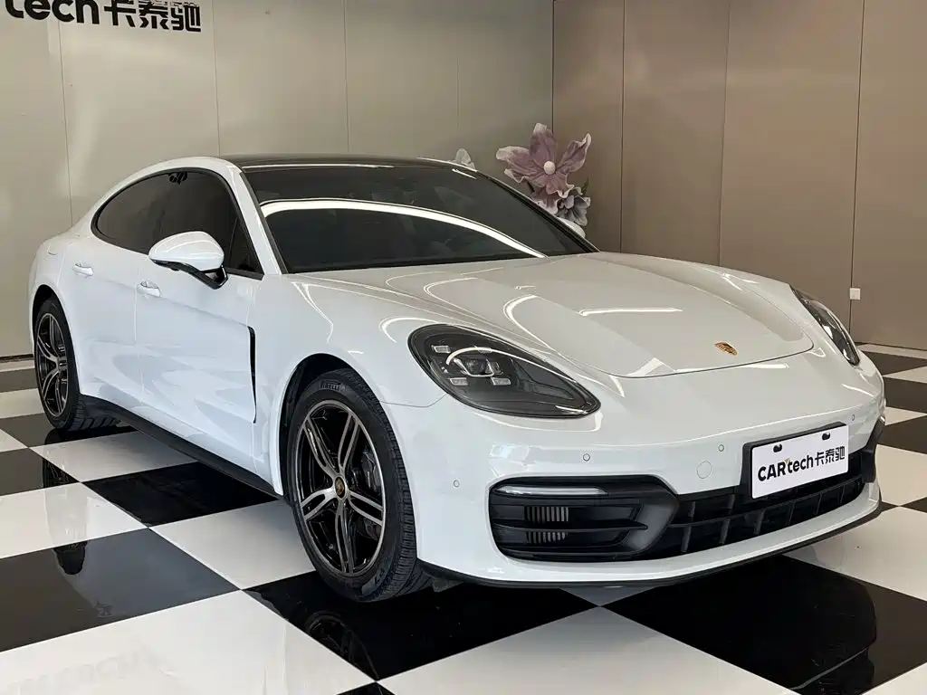 Porsche Panamera — миниатюра 2