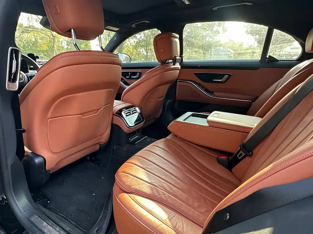 Mercedes-Benz S-Class — миниатюра 19