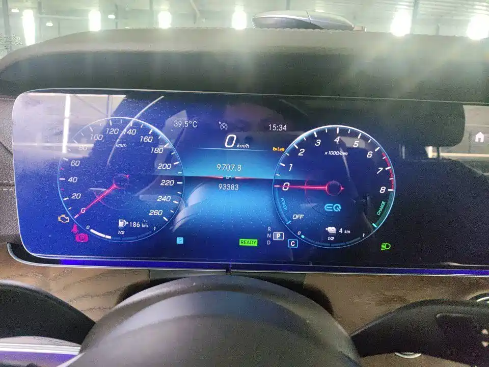 Mercedes-Benz E-Class New Energy — миниатюра 3