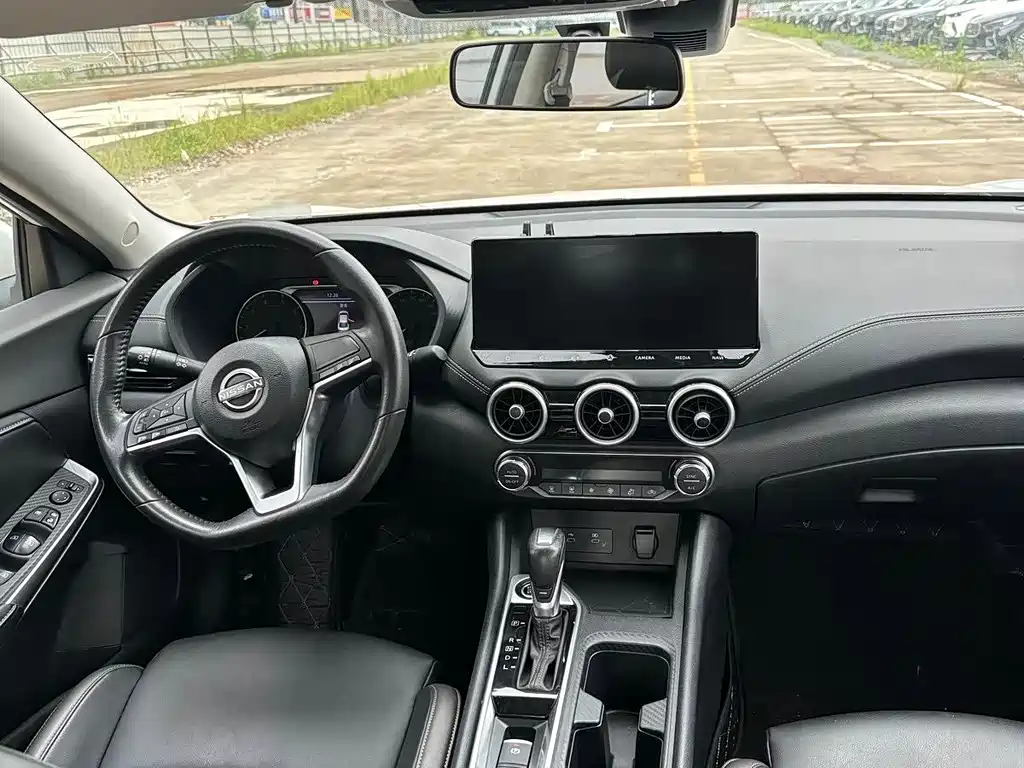 Nissan Sylphy — миниатюра 6