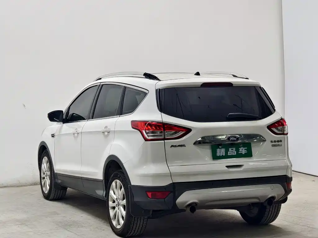 Ford Kuga — миниатюра 6