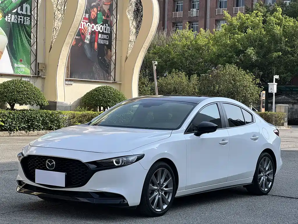 Mazda 3 Axela 2021