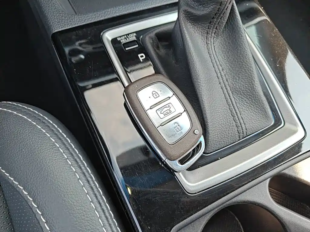 Hyundai Mistra — миниатюра 9