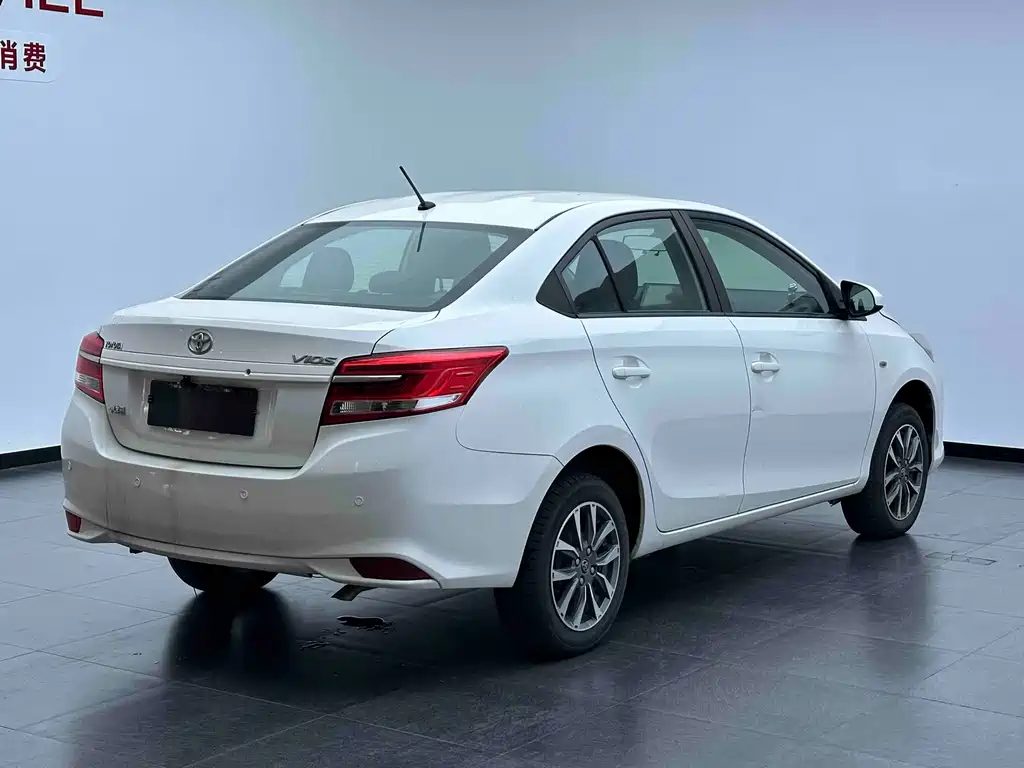 Toyota Vios — миниатюра 7