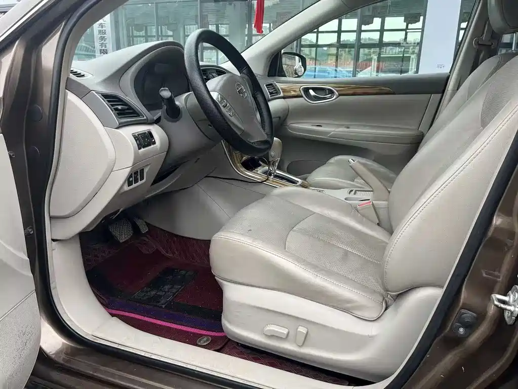 Nissan Sylphy 2014 1.6XV CVT Premium