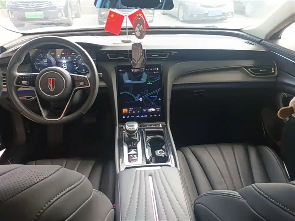 Hongqi H5 2024 2.0T AT