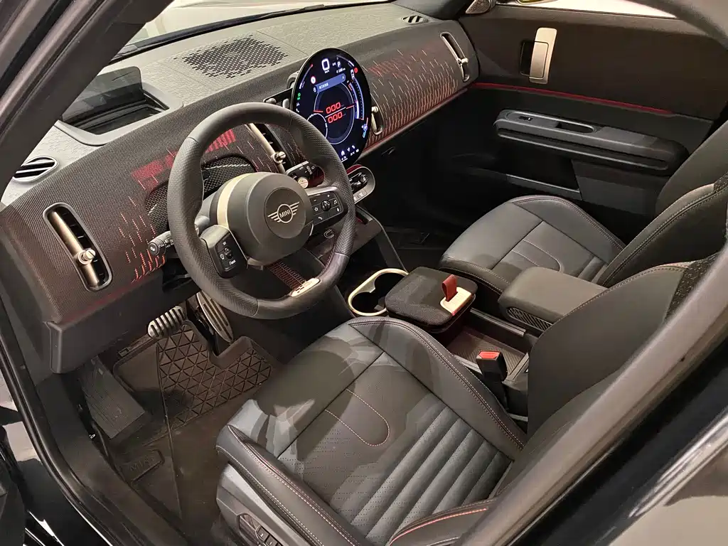 MINI Mini JCW Countryman — миниатюра 10