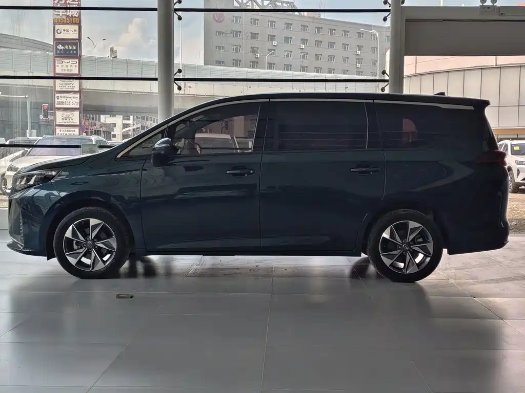 GAC Motor Trumpchi M6 — миниатюра 3