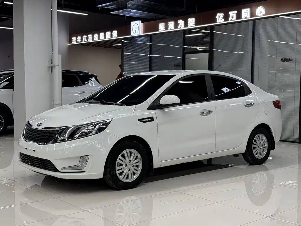 Kia K2 2013