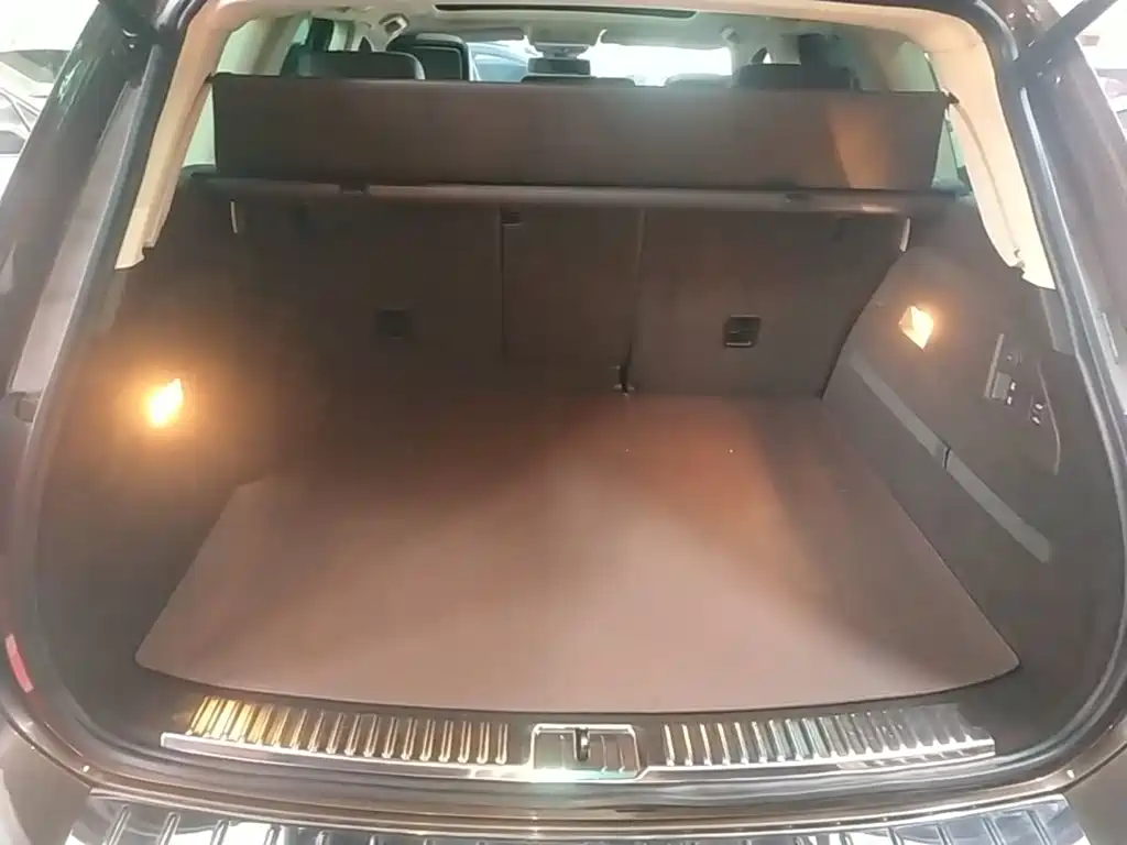 Volkswagen Touareg — миниатюра 19