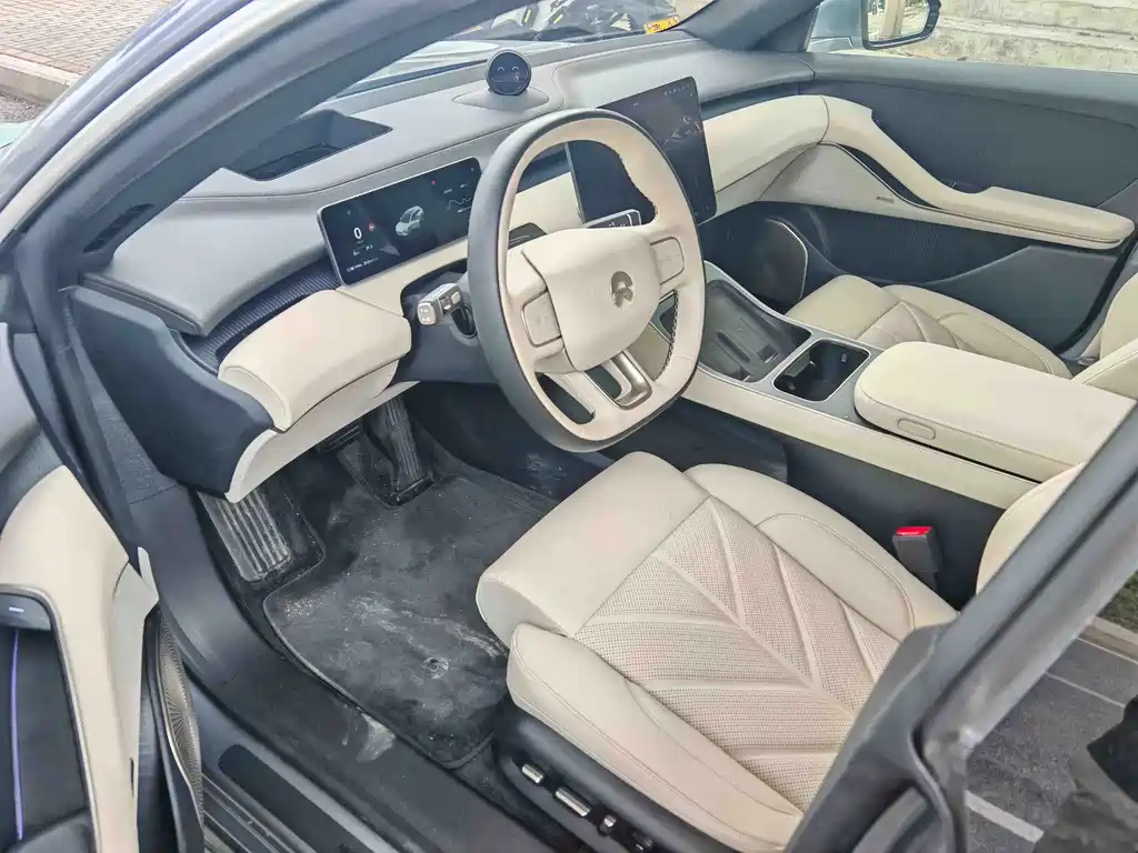 NIO ET5T — миниатюра 3