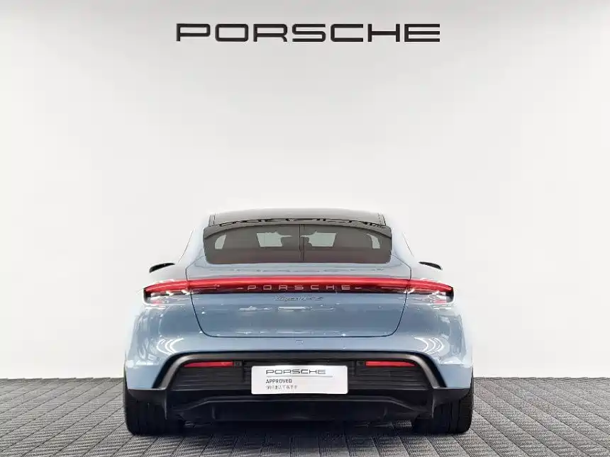 Porsche Taycan — миниатюра 5