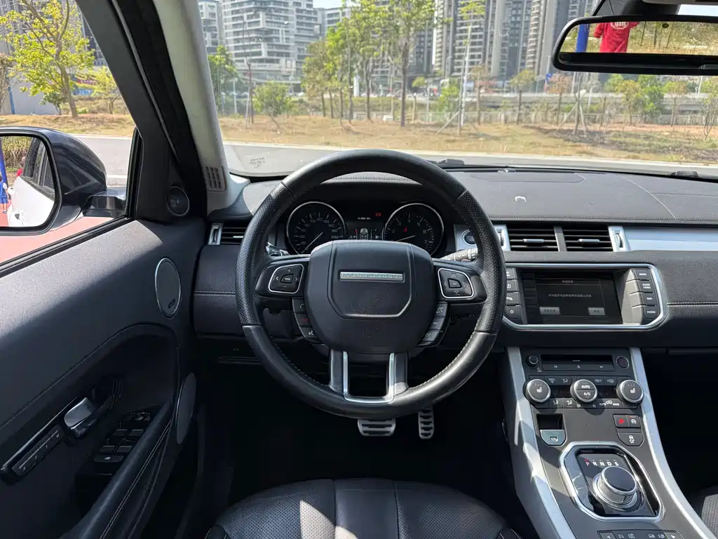 Land Rover Evoque (Import) 2.0T 5 door Shine Dynamic Edition, фото 12