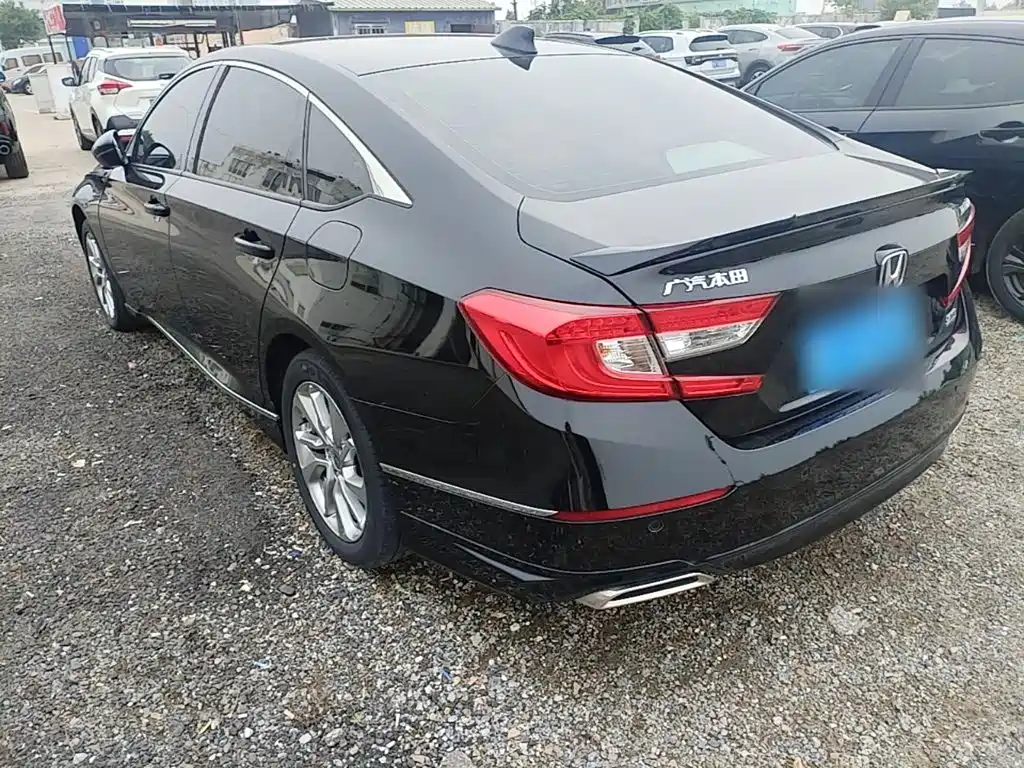 Honda Accord — миниатюра 5
