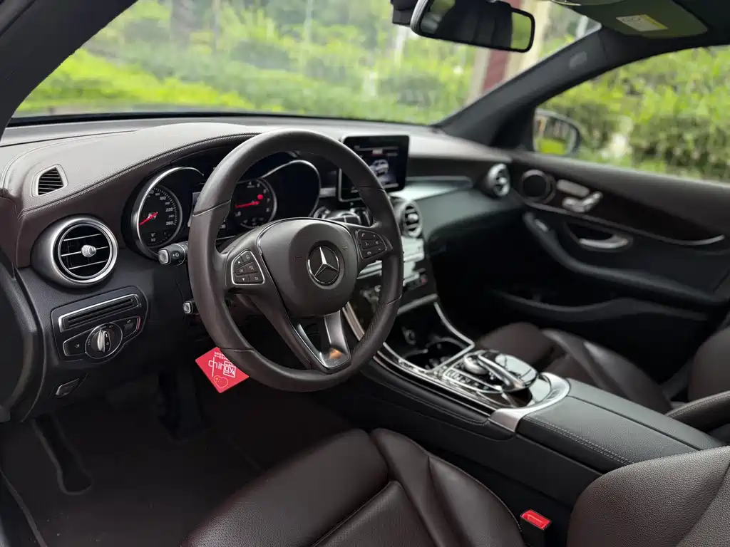 Mercedes-Benz GLC — миниатюра 7