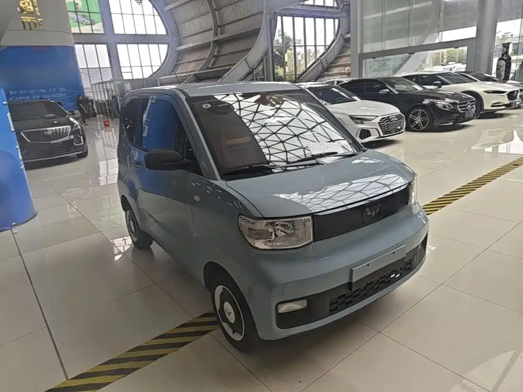 Wuling MINIEV — миниатюра 4