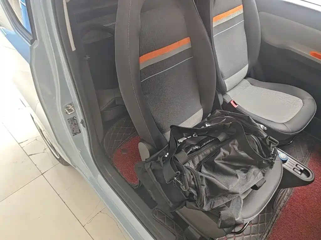 Wuling MINIEV — миниатюра 25