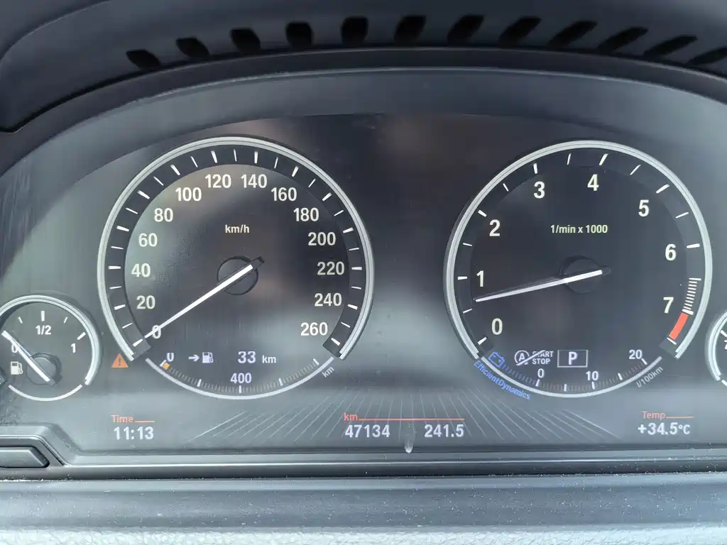 BMW 5 Series GT — миниатюра 3