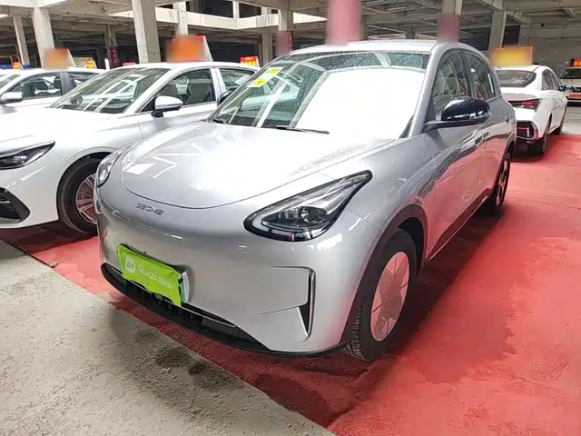 2026 Geely Xingyuan