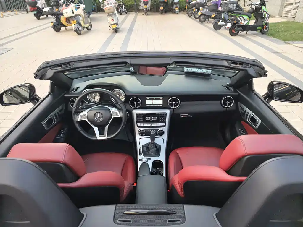 Mercedes-Benz SLK-Class — миниатюра 4
