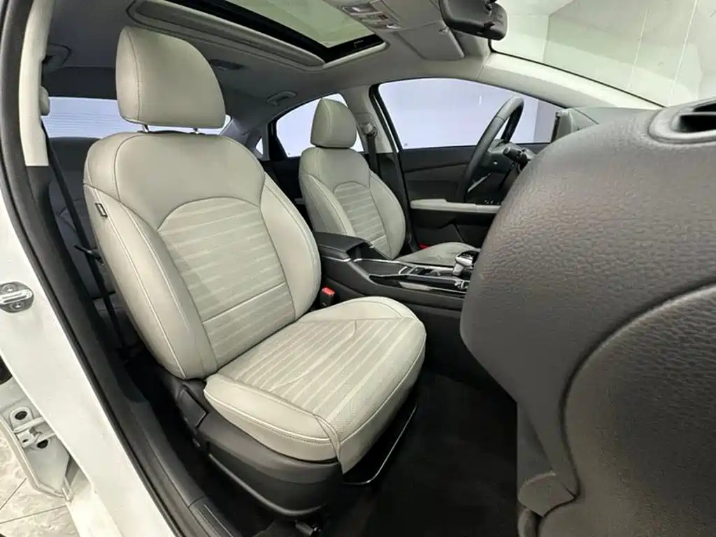 Kia K3 — миниатюра 13