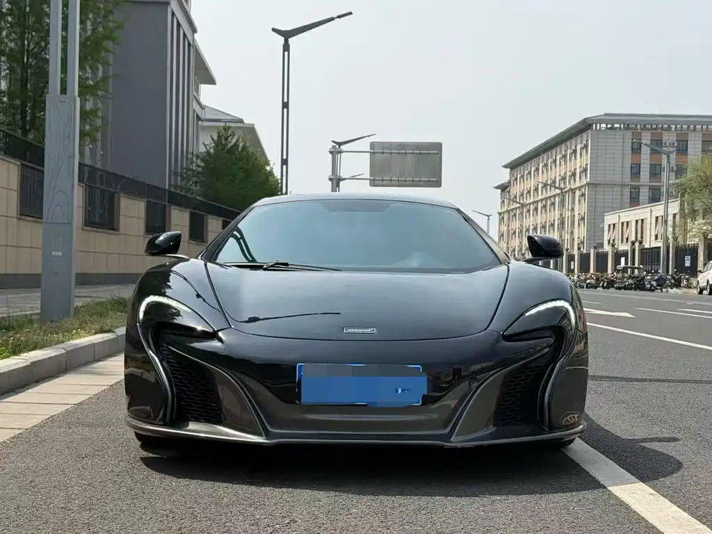 McLaren 12C 2013 3.8T COUPE