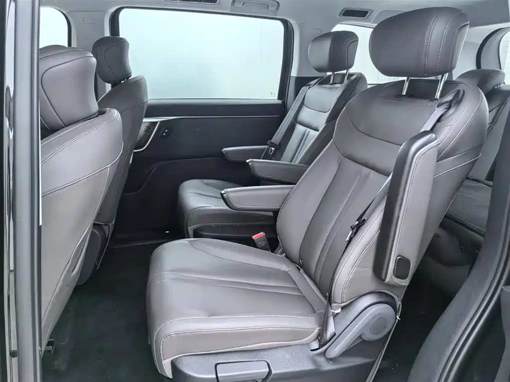 SAIC MAXUS EVERYONE 7