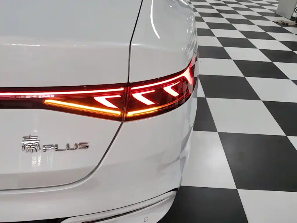 BYD Qin PLUS — миниатюра 8