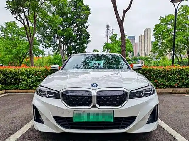 BMW i3 — миниатюра 5