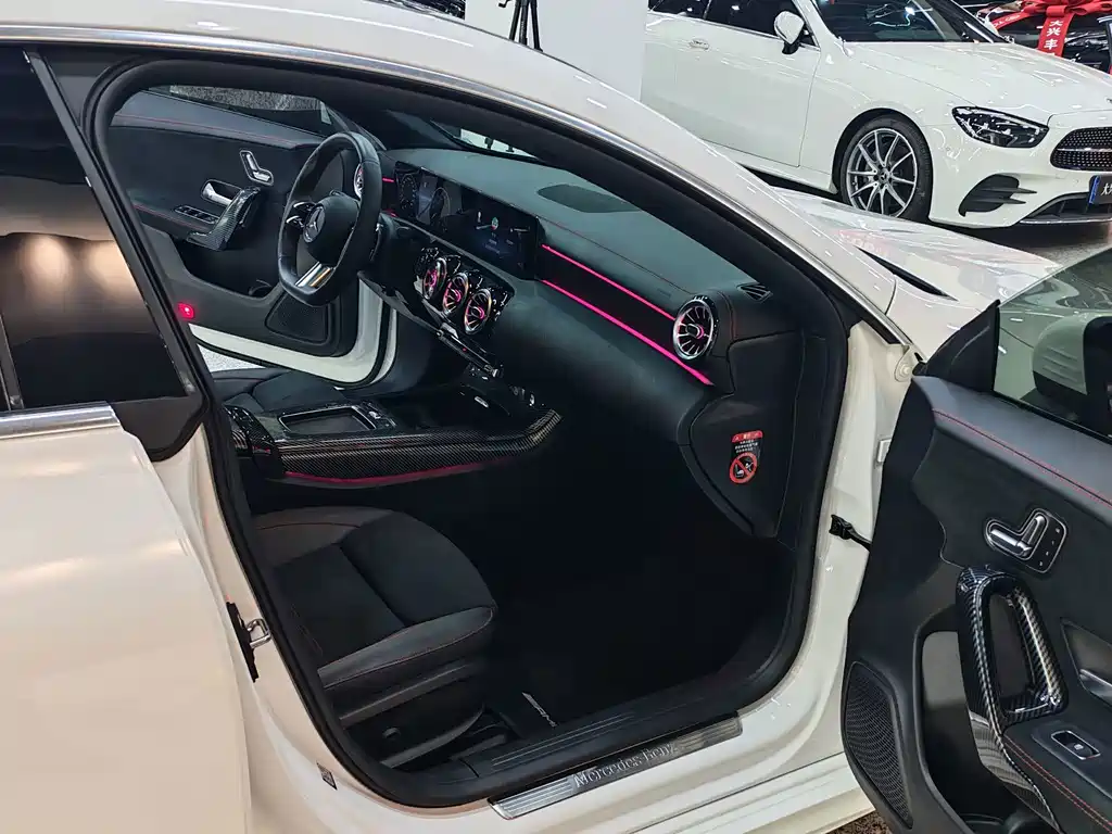 Mercedes-Benz CLA (Import) — миниатюра 14
