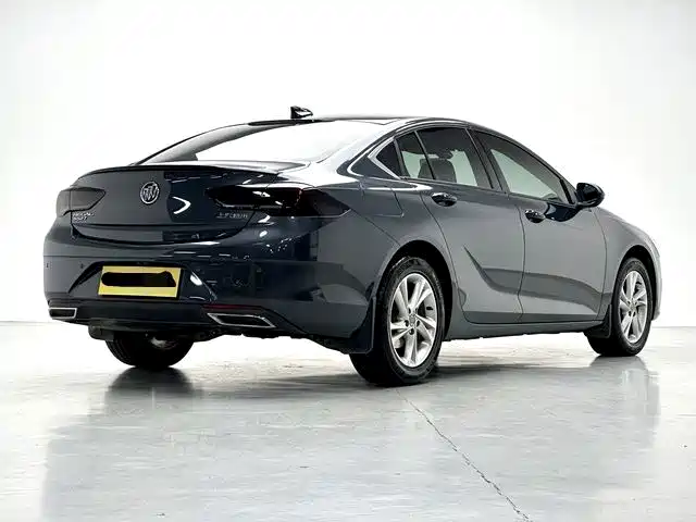 Buick Regal — миниатюра 9