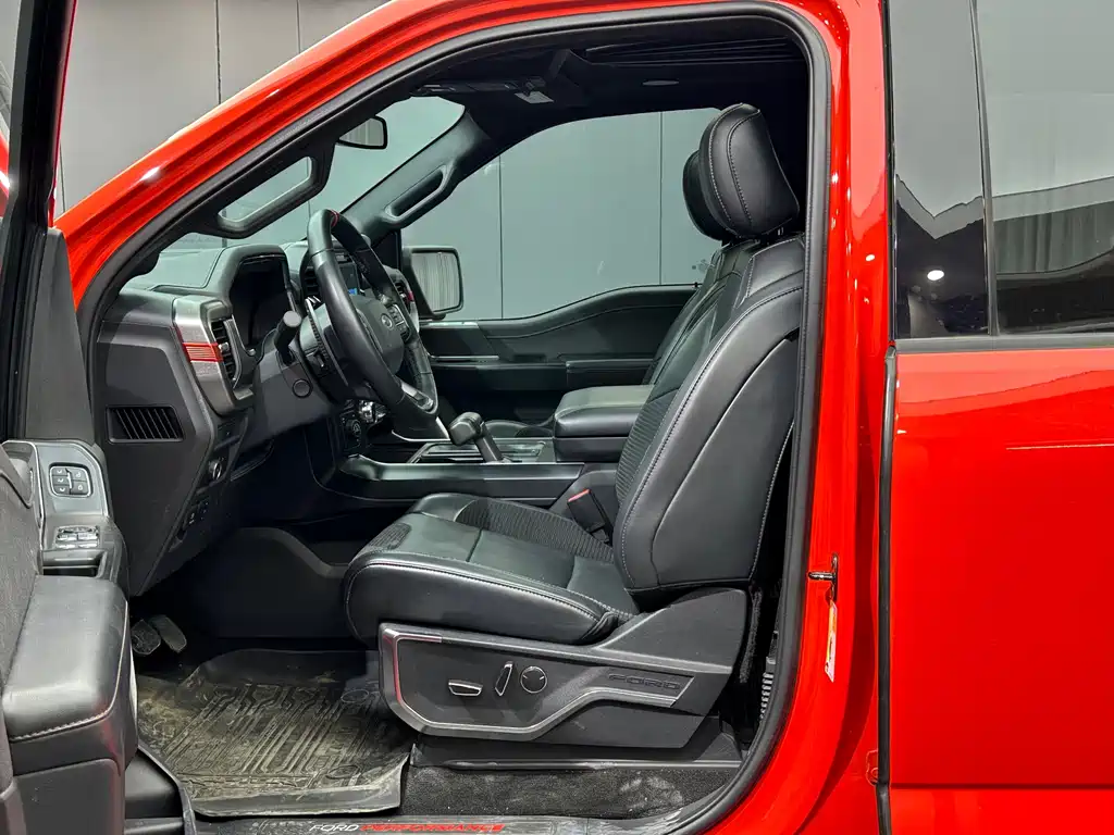 Ford F-150 Raptor — миниатюра 9