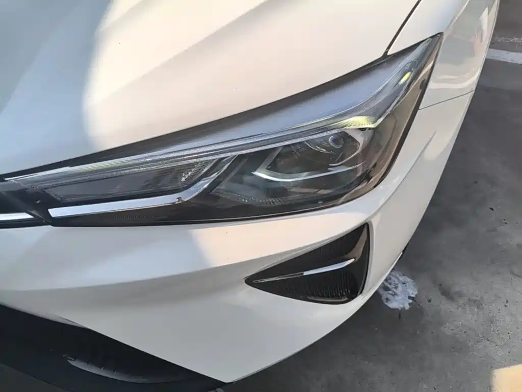 Roewe Ei5 — миниатюра 24