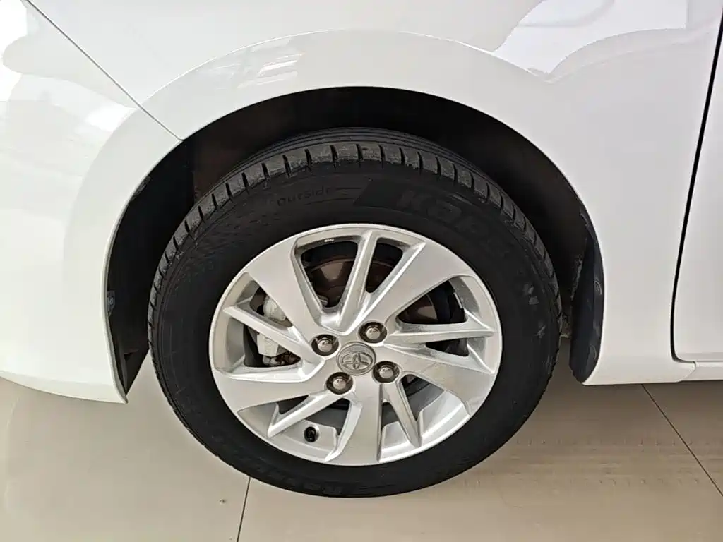 Toyota Yaris L — миниатюра 23