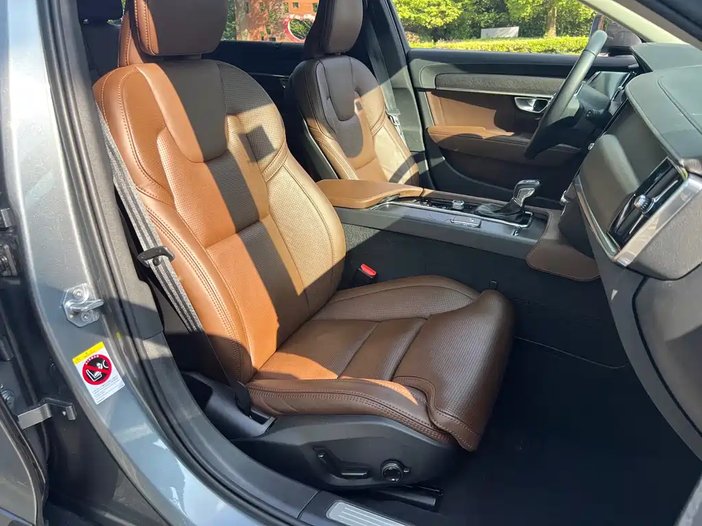 Volvo V90 — миниатюра 5