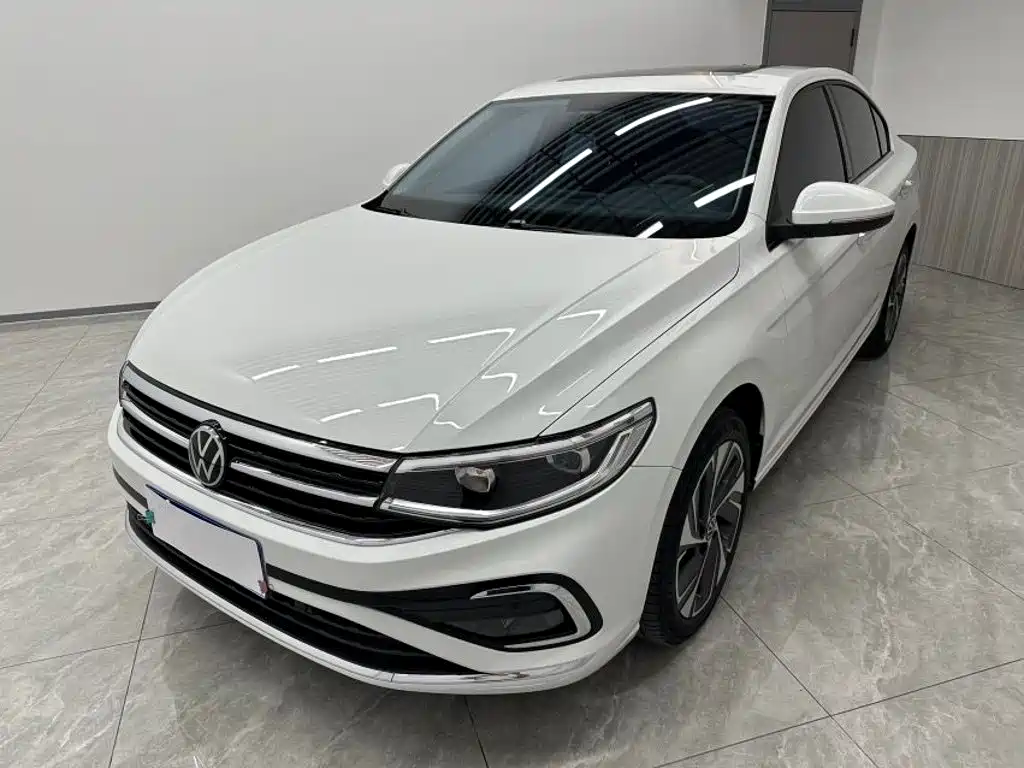 Volkswagen Bora — миниатюра 2