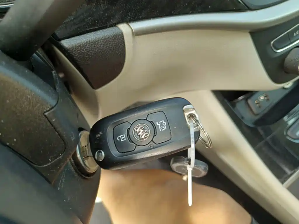 Buick Verano — миниатюра 9
