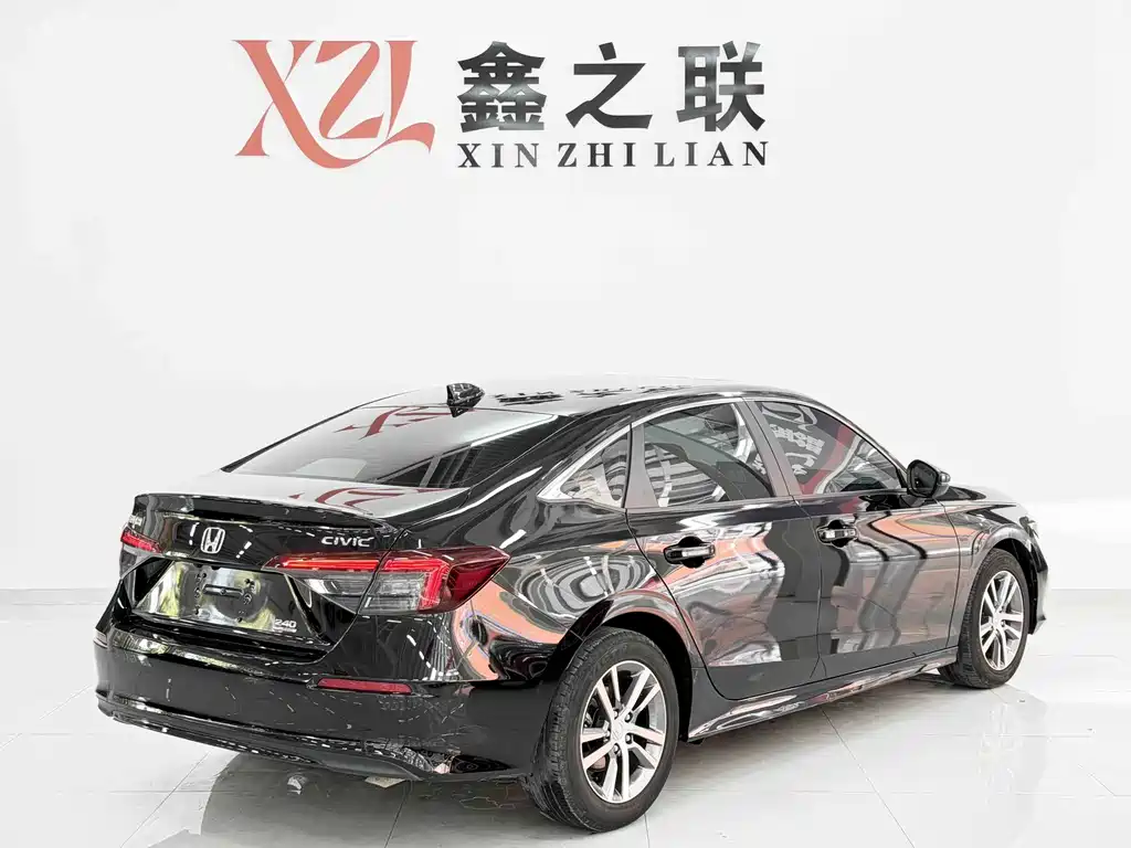 Honda Civic — миниатюра 6