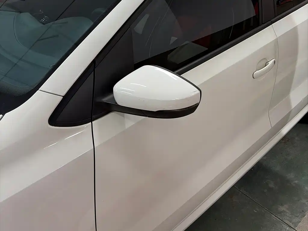 Volkswagen Polo — миниатюра 11