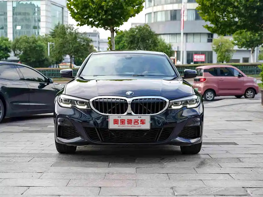 BMW 3 Series — миниатюра 2