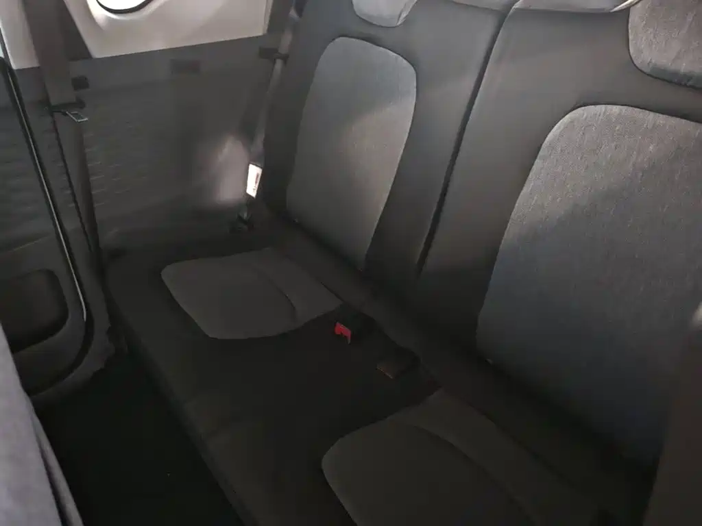 Wuling MINIEV — миниатюра 17