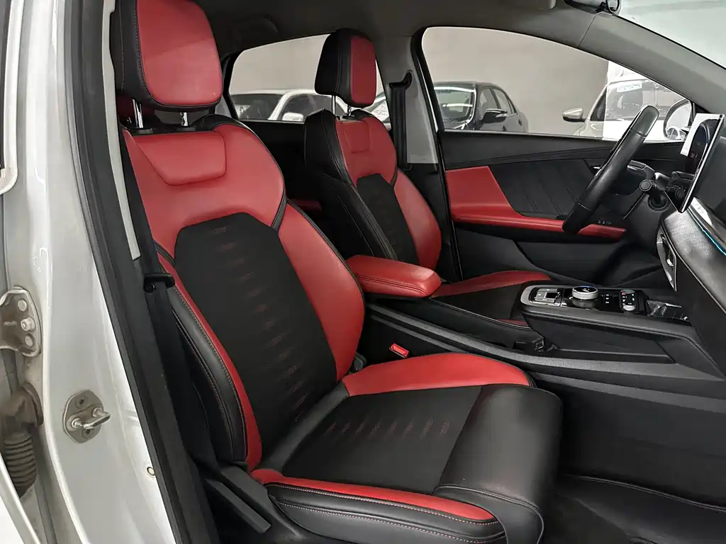 BYD e3 — миниатюра 18