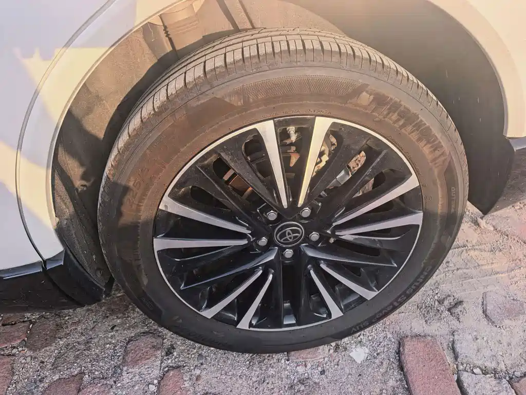 Toyota Venza — миниатюра 5