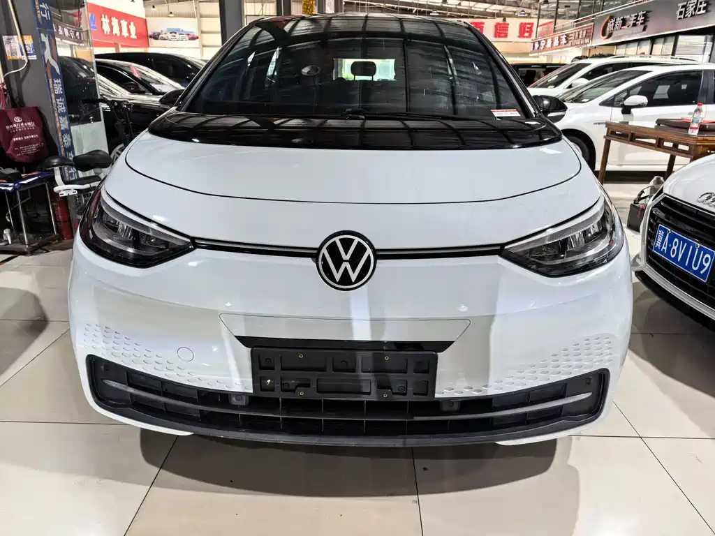 Volkswagen ID.3 — миниатюра 2
