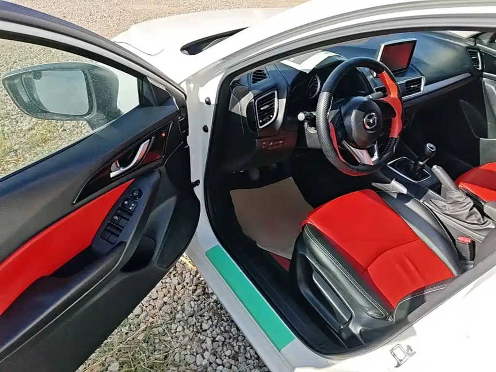 Mazda 3 Axela — миниатюра 16