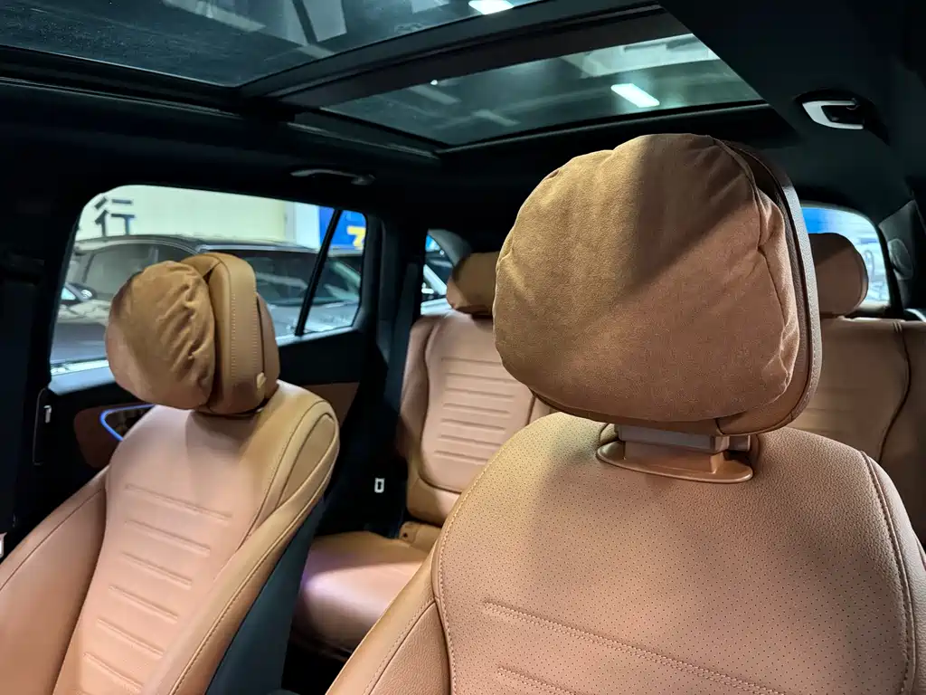 Mercedes-Benz GLC 2024 GLC 260 L 4MATIC Luxury 7 мест