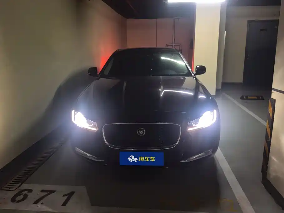 Jaguar XFL — миниатюра 2