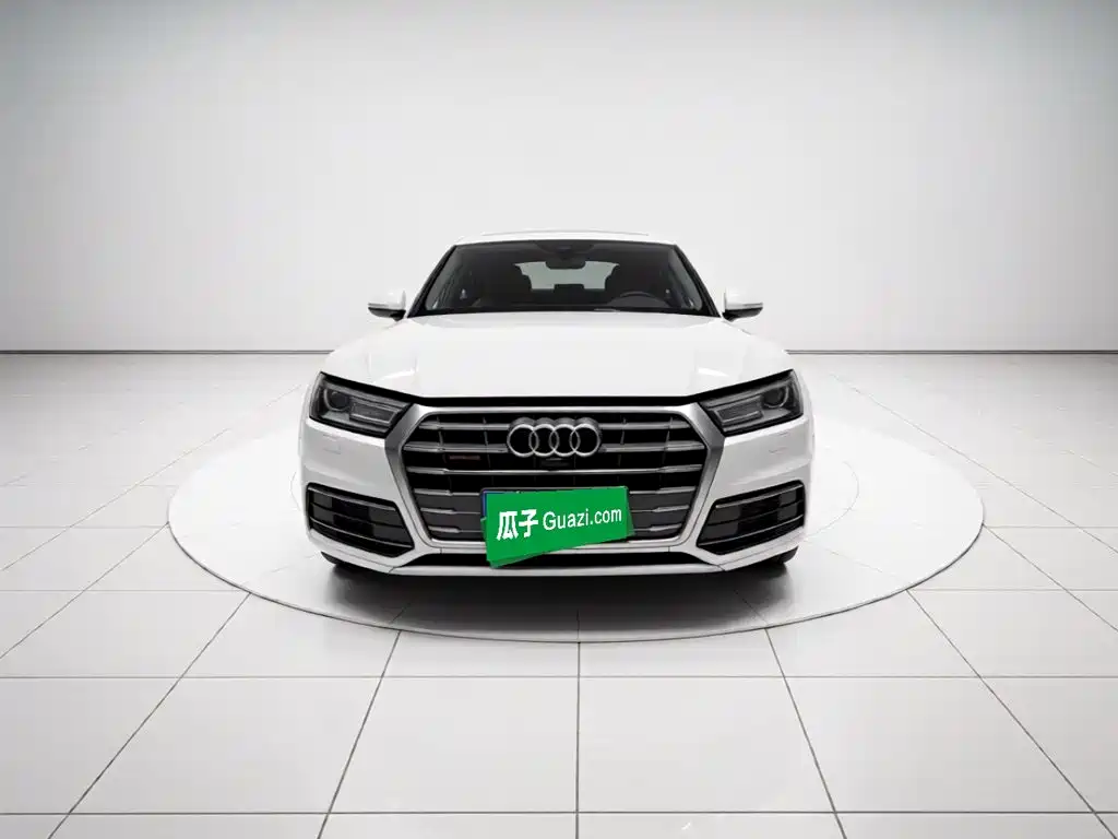 Audi Q5L — миниатюра 9
