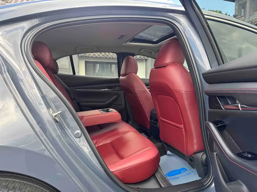 Mazda 3 Axela — миниатюра 9
